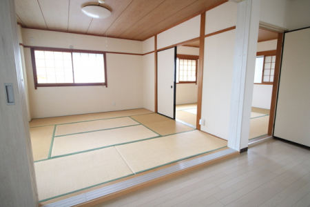 和室　日本人にはやっぱり嬉しい和室。荷室や急な来客時などに役立ちます。
