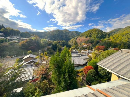 Z˂̒]ʐ^@K̒]łB11{̌iFłBNʂČiFy߂܂y~PnzSFЋ