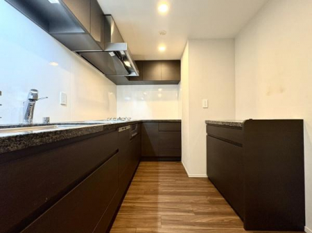 Lb`@Lb`łyOh]srʁzSFc