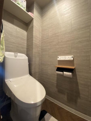 �g�C���@�g�C���ł��y�f�B�I�E�t�F���e�B�k�쓌�z�S���F���c