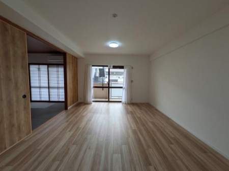 ���r���O�@���r���O�ł��y�T�[�p�X�l���{�z�S���F�X�c