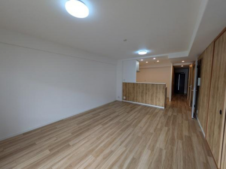 ���r���O�@���r���O�ł��y�T�[�p�X�l���{�z�S���F�X�c