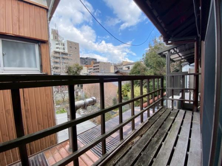 �Z�˂���̒��]�ʐ^�@���n����̒��]�y�M�V�����z�S���F���c