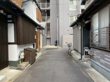 ���̑����n�@�O�ʓ��H�ł��y�M�V�����z�S���F���c