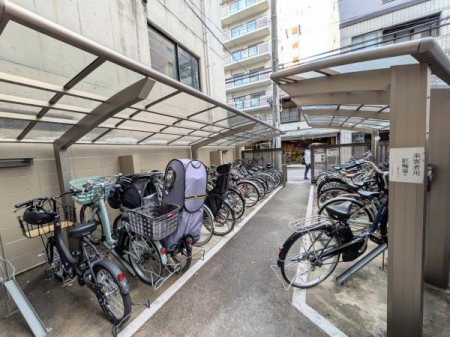 �@���֏�͉����t���ł��y�O�����E�h���[���܏��G�ہz�S���F���c