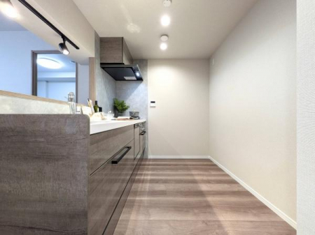 �L�b�`���@�L�b�`���ł��y�O�����E�h���[���܏��G�ہz�S���F���c