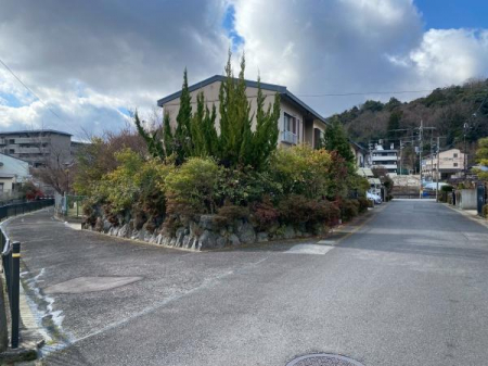 ���̑����n�@�O�ʓ��H�ł��y�Îs�s�����z�S���F���c