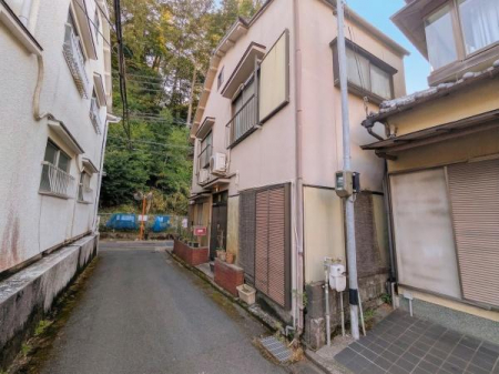 ���̑����n�@�O�ʓ��H�܂ފO�ςł��y�k����d�����z�S���F�X�c