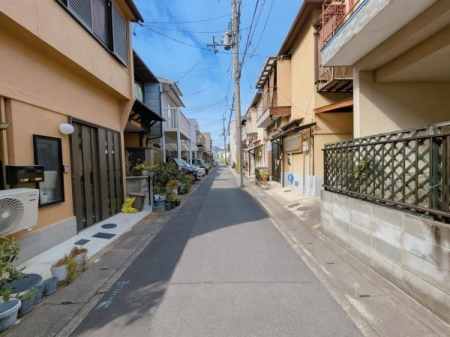 ���̑����n�@�O�ʓ��H�ł��y���`����p���z�S���F���c