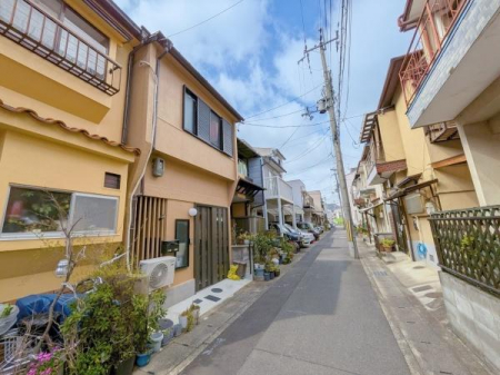 ���̑����n�@�O�ʓ��H�ł��y���`����p���z�S���F���c