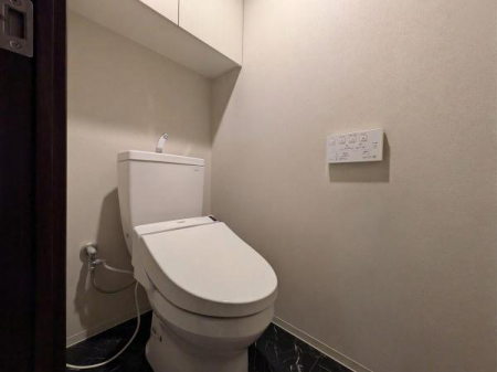 �g�C���@�y�v���ɂ�鐴�|��ɂ����n���z���K�ȉ������֍��������B�݌˒I���[��������Ă���A��Ԃ��X�b�L���Ɣ������ۂĂ�@�\�I�Ȑ݌v�ł��B