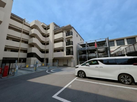 �@���ԏ�F���z9500�~�`16000�~
���֏�:���z200�~�`400�~
�o�C�N�u����:���z500�~�`1000�~
���󂫏󋵂�